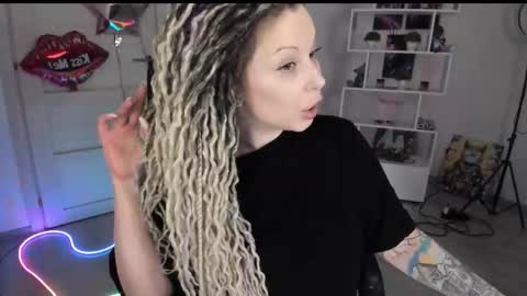 Anna online show from 02-27-26, 04:07