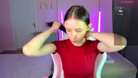 Anna online show from 06-25-26, 01:16