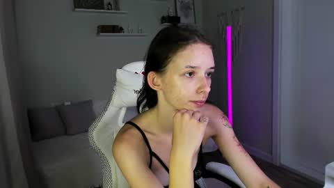 Anna online show from 07-06-26, 05:15