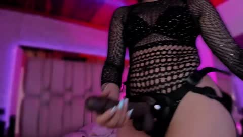 Annara Lein online show from 12-22-25, 07:33