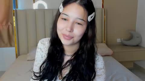 Anna online show from 11-16-25, 02:17