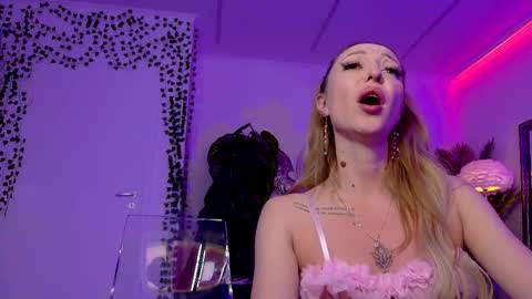 Annastasia online show from 03-21-26, 08:19