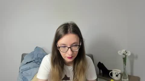 Anna online show from 06-30-26, 04:30