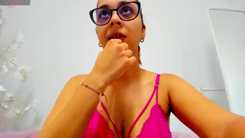 Anna online show from 03-23-26, 01:48