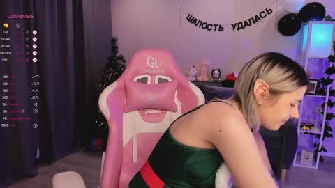 Anna online show from 12-31-24, 03:01