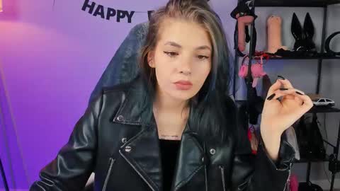 Anna online show from 09-25-25, 07:17