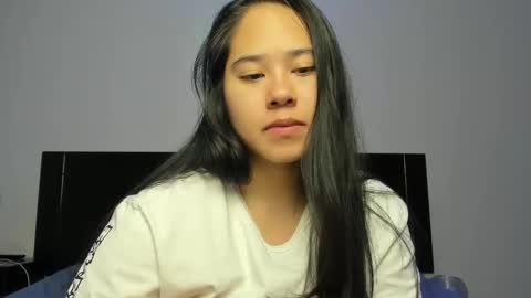 Snapshot of annaxnasty chatting on 03-05-25, 07:27 Anna online show from 03-05-25, 07:27