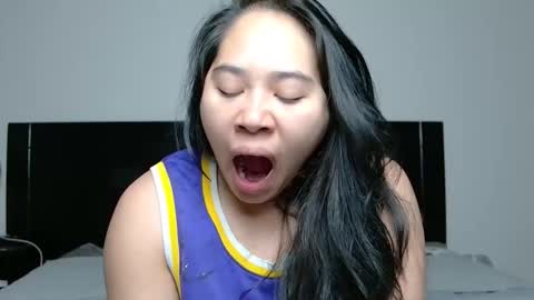 Snapshot of annaxnasty chatting on 10-06-25, 04:32 Anna online show from 10-06-25, 04:32