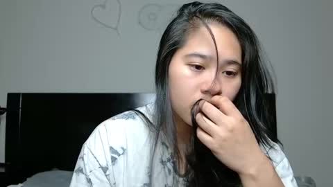 Snapshot of annaxnasty chatting on 11-07-25, 04:45 Anna online show from 11-07-25, 04:45