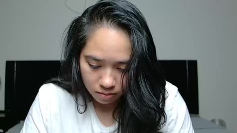 Snapshot of annaxnasty chatting on 11-10-25, 05:17 Anna online show from 11-10-25, 05:17