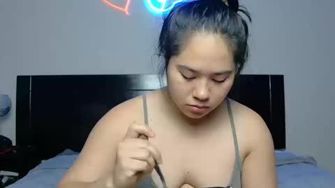 Snapshot of annaxnasty chatting on 11-13-25, 04:00 Anna online show from 11-13-25, 04:00