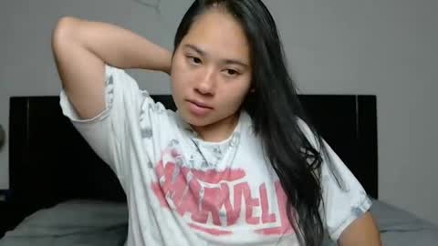 Snapshot of annaxnasty chatting on 05-15-26, 11:34 Anna online show from 05-15-26, 11:34