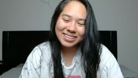 Snapshot of annaxnasty chatting on 05-21-26, 11:56 Anna online show from 05-21-26, 11:56