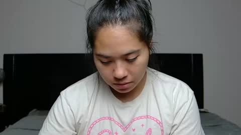 Snapshot of annaxnasty chatting on 06-11-26, 01:05 Anna online show from 06-11-26, 01:05