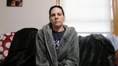 anne online show from 12-16-25, 01:38