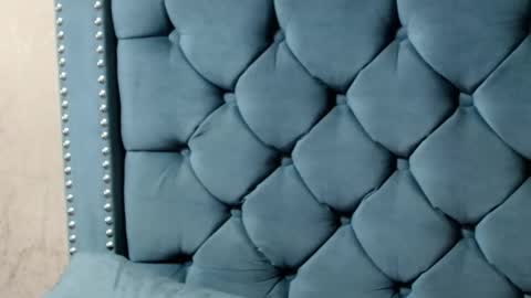 Snapshot of anne_julienne chatting on 09-14-25, 12:21       online show from 09-14-25, 12:21