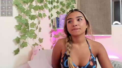 Anne online show from 01-30-25, 04:48