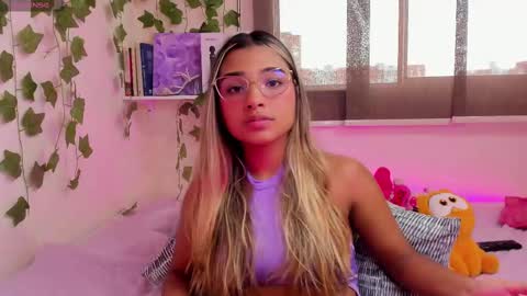 Anne online show from 02-19-25, 09:58