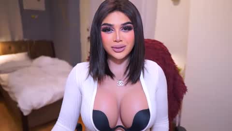 Anne Hart online show from 02-10-25, 04:41