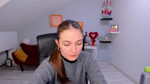 Snapshot of annewilsonn chatting on 02-11-26, 03:50 annewilsonn online show from 02-11-26, 03:50