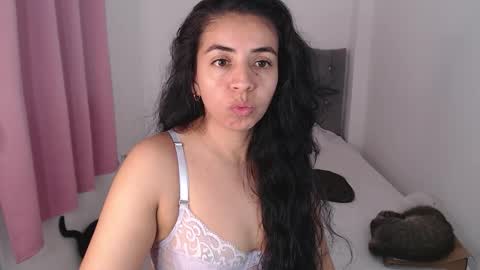 anngela online show from 10-17-25, 01:20