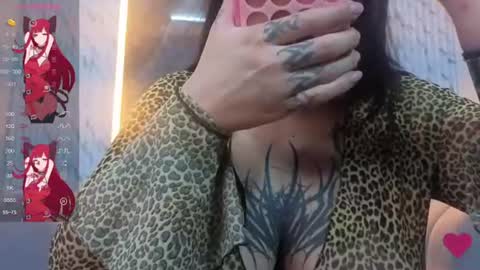 Snapshot of anni_acker_b chatting on 06-10-26, 12:48 Anni acker b online show from 06-10-26, 12:48