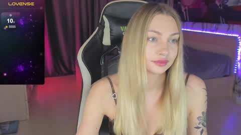 Annie online show from 12-22-24, 07:44