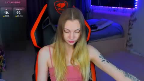 Annie online show from 06-16-26, 02:52