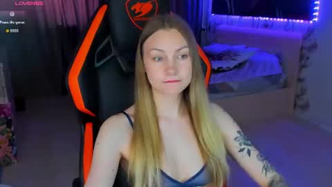 Annie online show from 07-28-26, 12:01