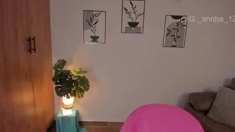 annie_barozzi online show from 03-25-26, 01:39