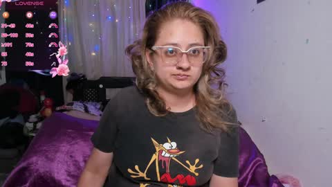 Snapshot of annie_bigboobs_ chatting on 01-22-25, 09:32 Ana Bolena independent model online show from 01-22-25, 09:32