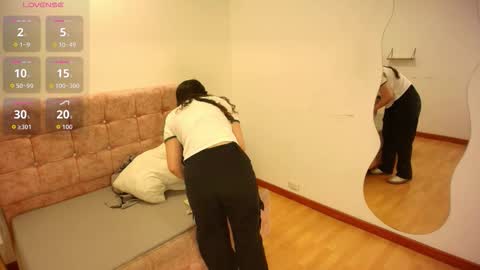 Annie Bonnie   online show from 02-26-26, 11:31