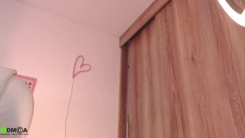 Annie online show from 03-11-25, 12:50