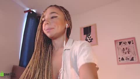 Annie online show from 03-12-25, 12:57