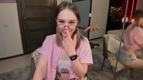 Annie online show from 03-07-26, 06:49