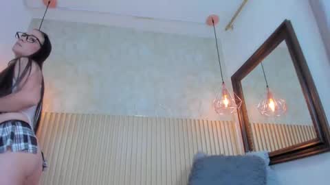 Annie online show from 05-11-26, 11:57