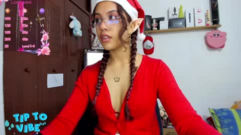 Snapshot of anniecottan chatting on 12-11-24, 06:47 Annie cottan  online show from 12-11-24, 06:47