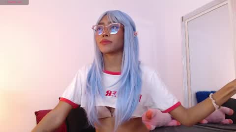 annie online show from 06-17-26, 11:49