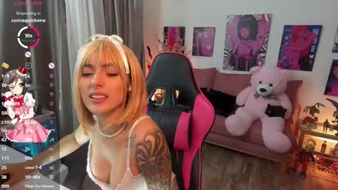 Annie FROM 8AM TO 4PM CDT online show from 04-20-26, 10:00