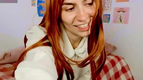 annietinky online show from 10-08-25, 04:10