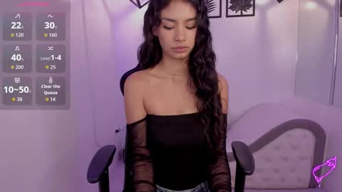 Annie Evans  online show from 09-29-25, 03:06