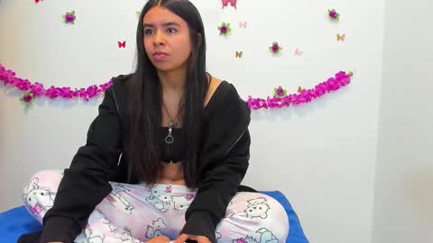 annie online show from 01-10-26, 07:54