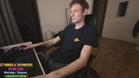 Snapshot of annonimsick chatting on 01-07-26, 02:52 online show from 01-07-26, 02:52