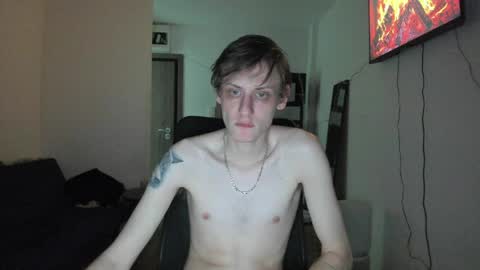    online show from 04-09-26, 01:38