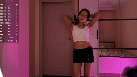 Snapshot of annrosy chatting on 05-20-26, 04:57 Hello my name is Kate online show from 05-20-26, 04:57
