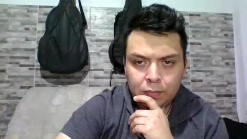 lion kennedy independent model moderator online show from 04-17-26, 08:28