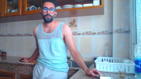 Snapshot of annuler_9 chatting on 11-05-25, 03:12 adrenalinE online show from 11-05-25, 03:12