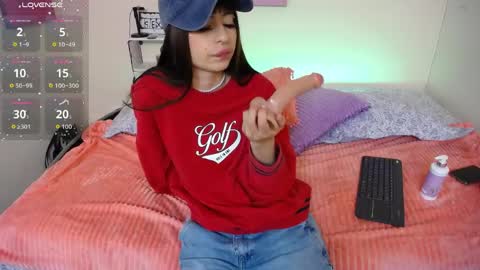Snapshot of anny_cotton chatting on 05-23-26, 03:05 Anny cotton online show from 05-23-26, 03:05