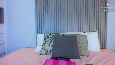 Anny online show from 07-10-26, 10:23