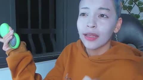 Anny online show from 11-24-25, 04:01